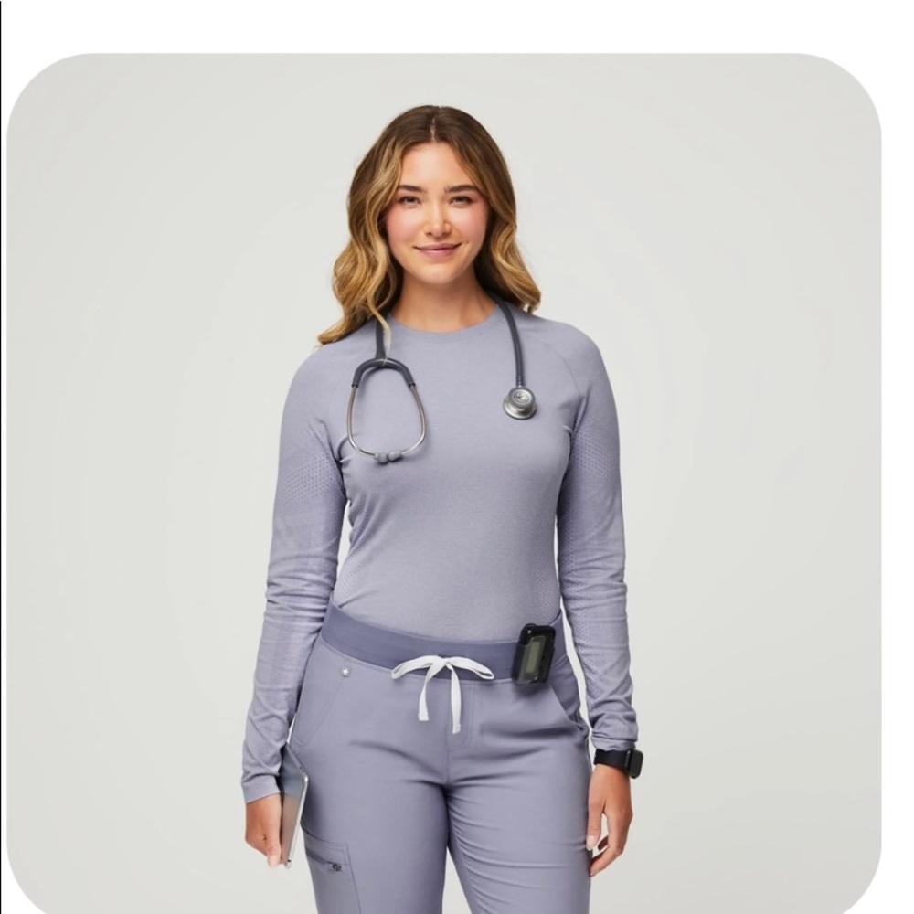 Figs vapor blue salta under scrub